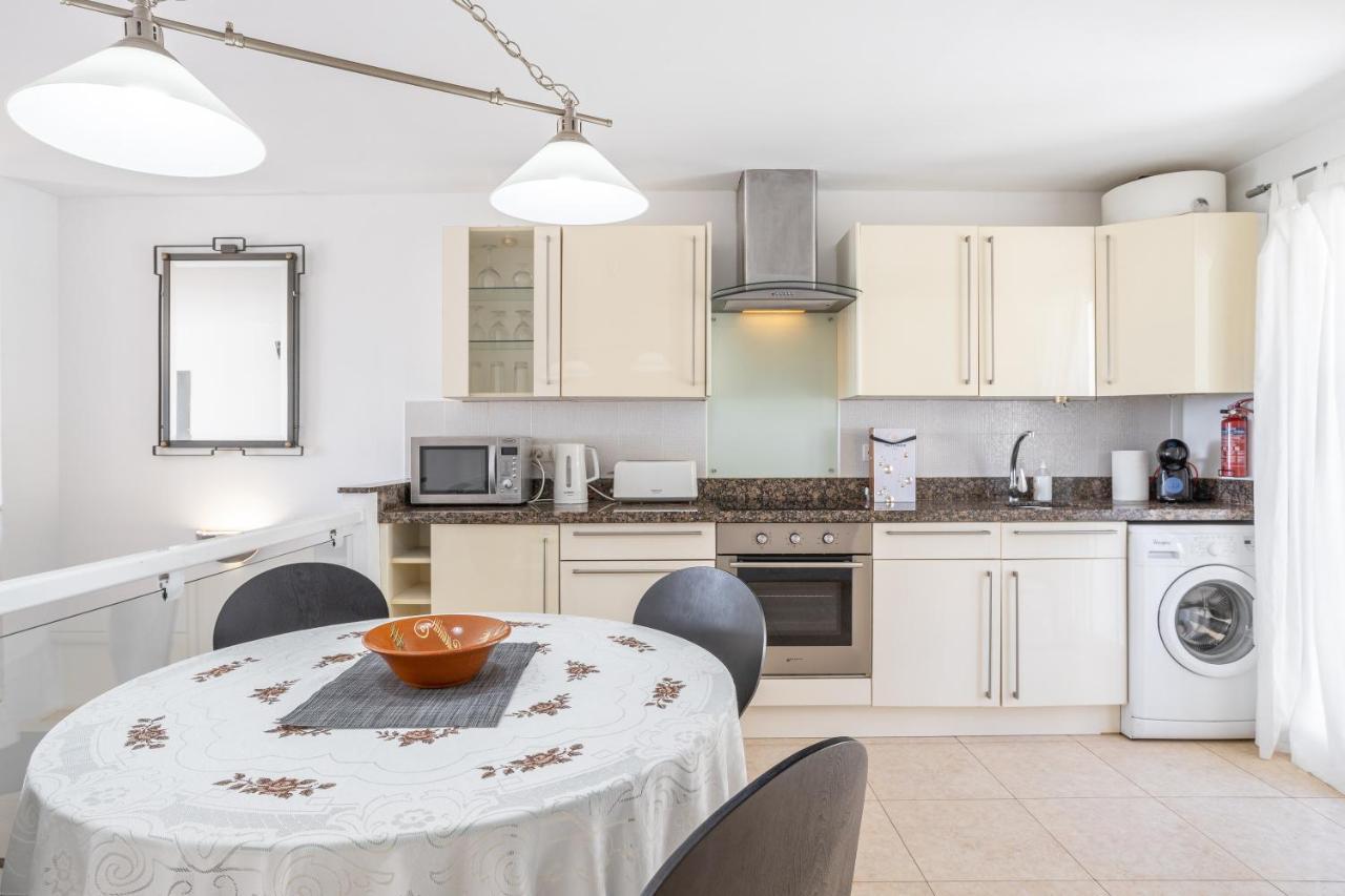 Casa Bonita-Overlooking The Sea Nerja Bagian luar foto
