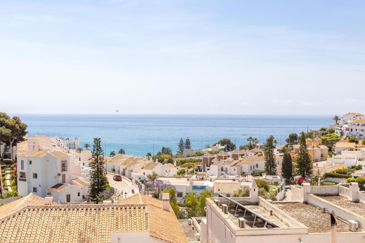 Casa Bonita-Overlooking The Sea Nerja Bagian luar foto